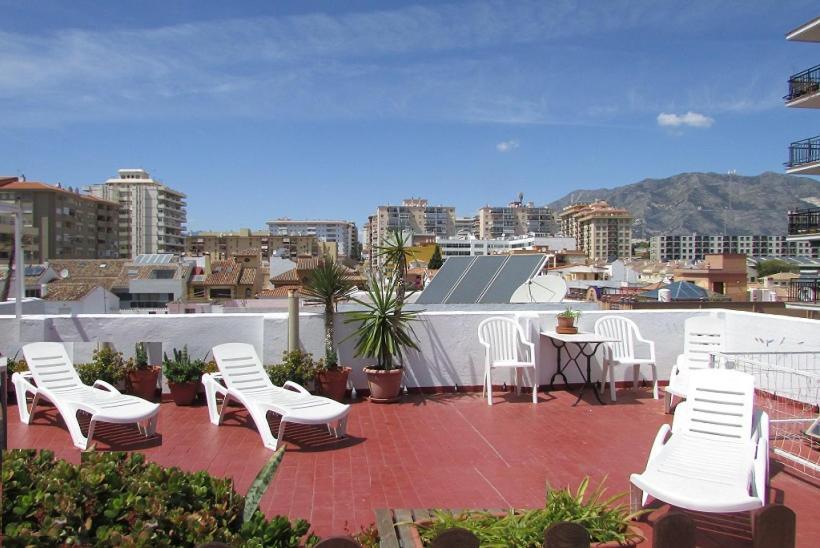 Hostal Nevada Hostel Fuengirola Εξωτερικό φωτογραφία