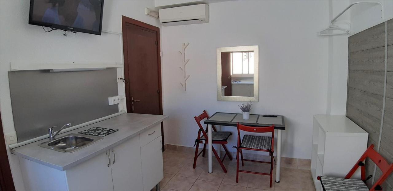 Hostal Nevada Hostel Fuengirola Εξωτερικό φωτογραφία