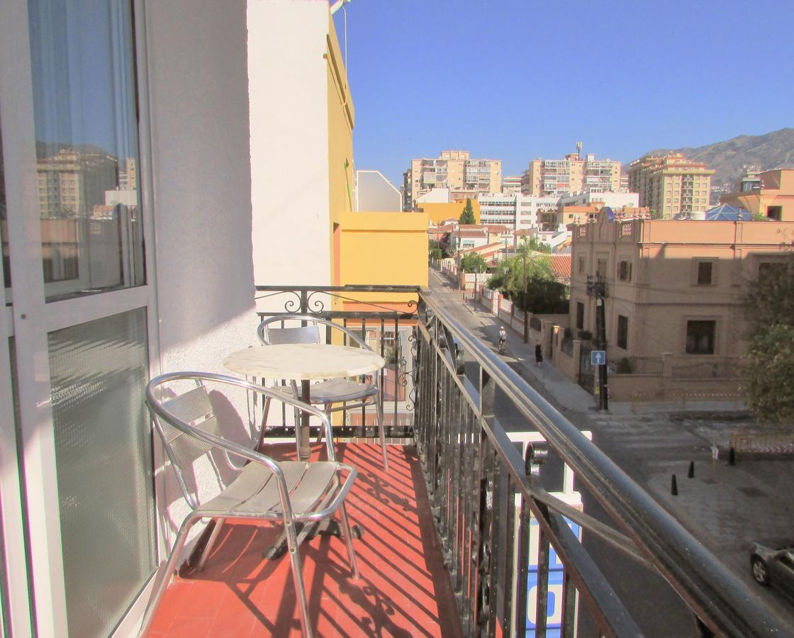 Hostal Nevada Hostel Fuengirola Εξωτερικό φωτογραφία