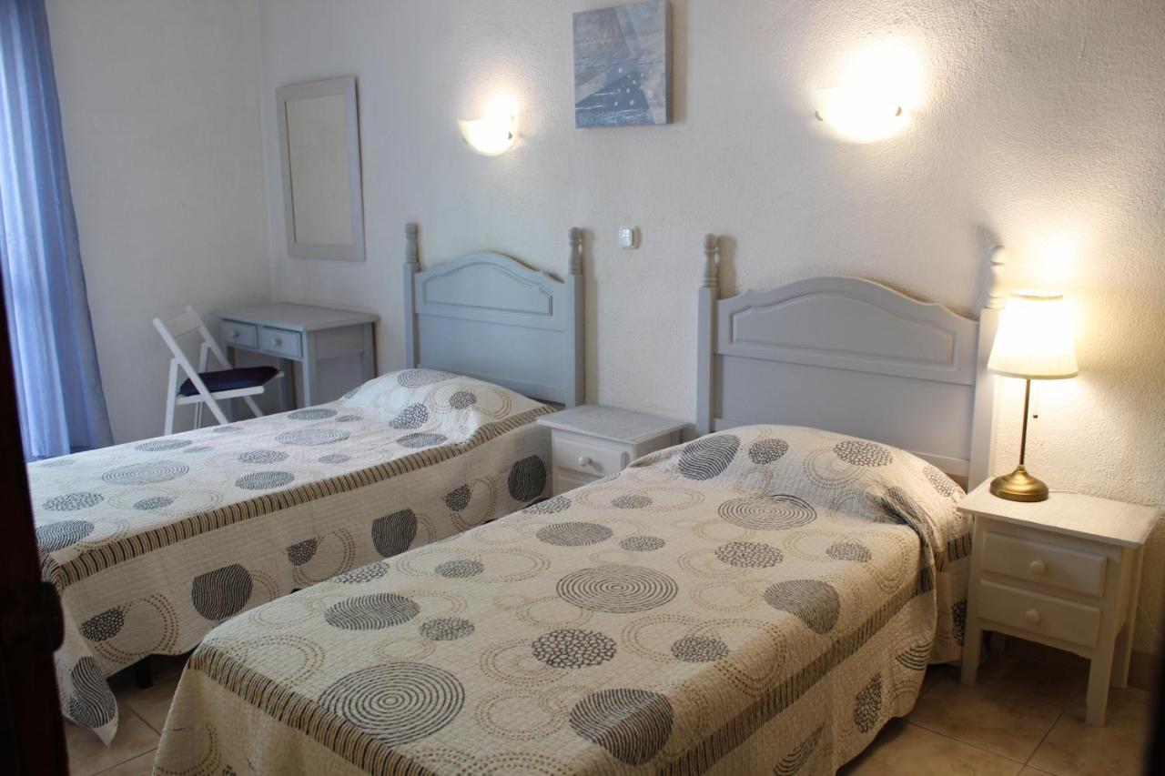 Hostal Nevada Hostel Fuengirola Εξωτερικό φωτογραφία